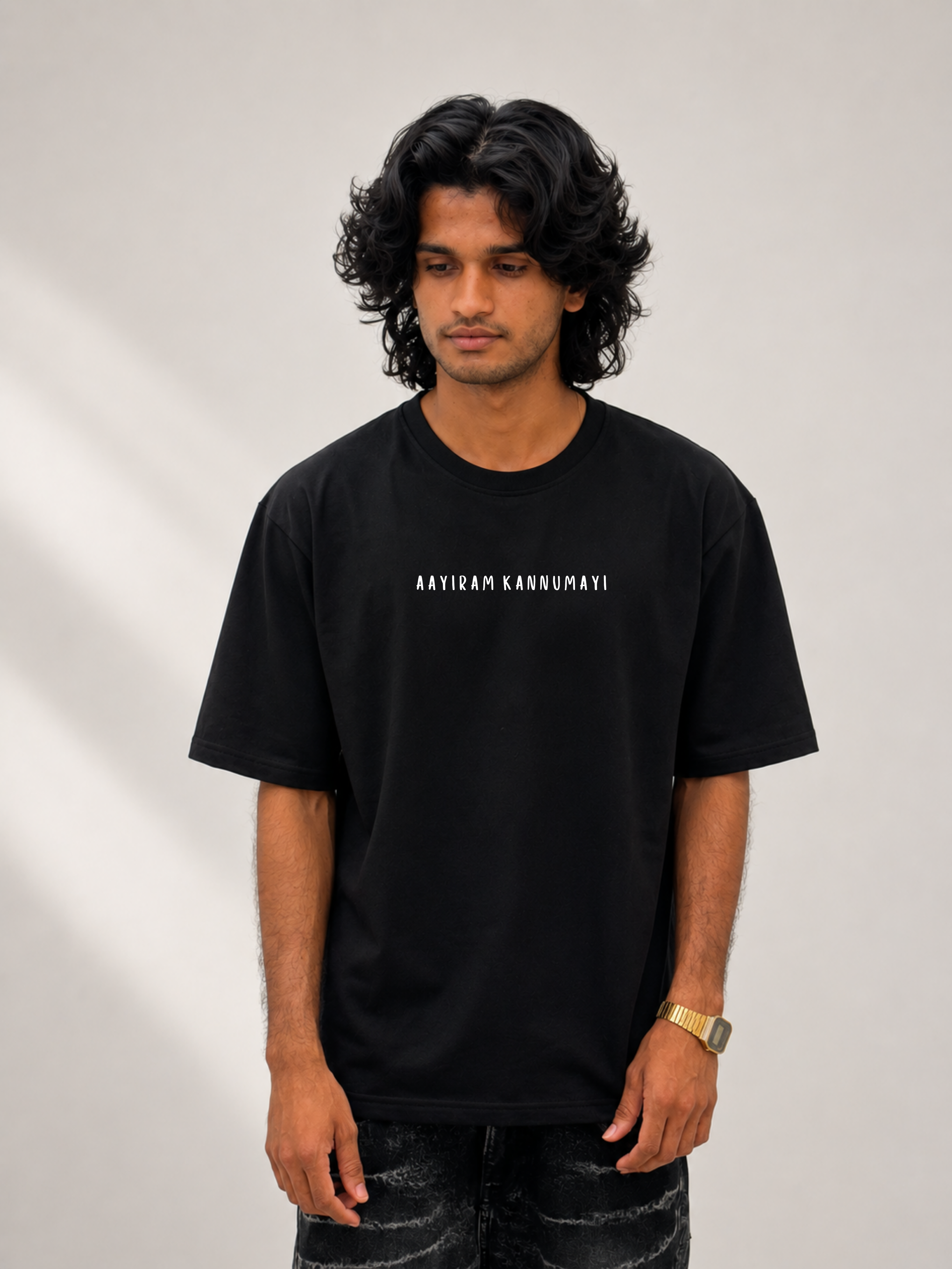 AAYIRAM KANNUMAYI black oversized tee